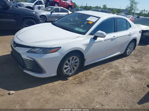 4T1R11AK6PU837022 2023 TOYOTA CAMRY - Image 2