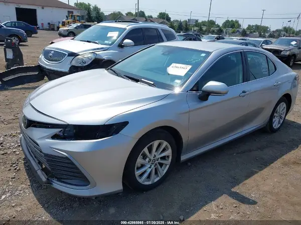 4T1R11AK6RU851764 2024 TOYOTA CAMRY - Image 2
