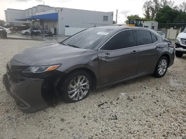 4T1R11AK7MU452144 2021 TOYOTA CAMRY - Image 1