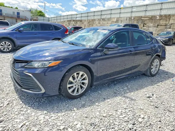 4T1R11AK7MU519020 2021 TOYOTA CAMRY - Image 1