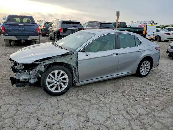 4T1R11AK7NU040002 2022 TOYOTA CAMRY