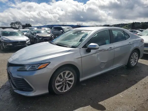 4T1R11AK7PU179579 2023 TOYOTA CAMRY - Image 1