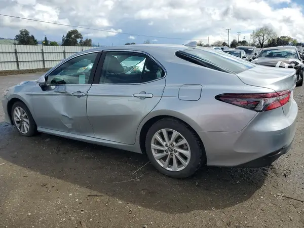 4T1R11AK7PU179579 2023 TOYOTA CAMRY - Image 2