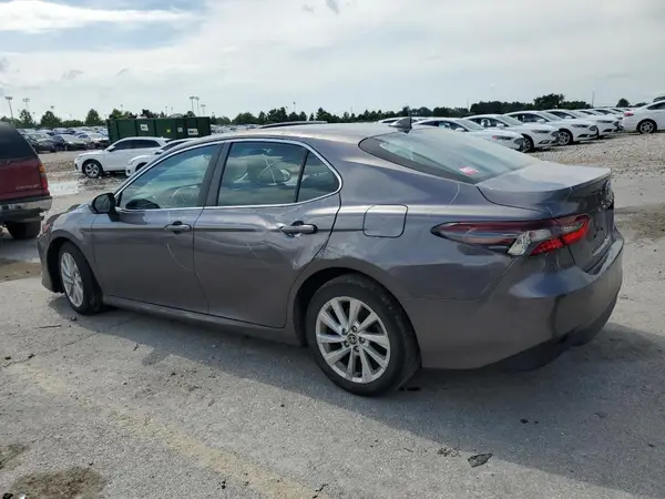 4T1R11AK7PU762282 2023 TOYOTA CAMRY - Image 2