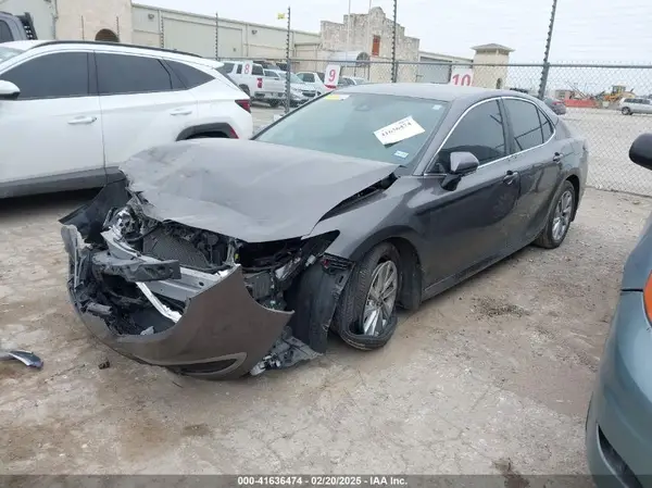 4T1R11AK7PU799008 2023 TOYOTA CAMRY - Image 2