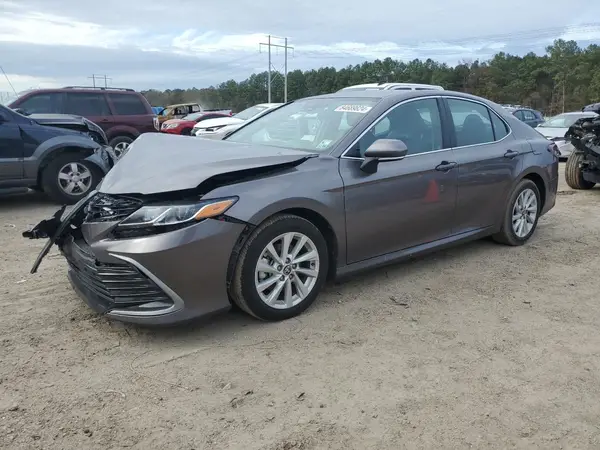 4T1R11AK7RU221333 2024 TOYOTA CAMRY - Image 1