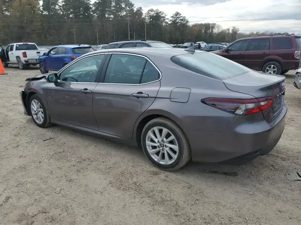 4T1R11AK7RU221333 2024 TOYOTA CAMRY - Image 2