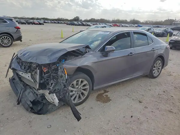 4T1R11AK7RU221722 2024 TOYOTA CAMRY - Image 1
