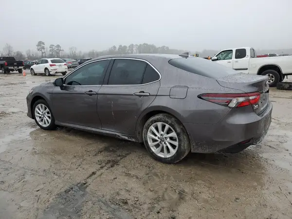 4T1R11AK7RU873059 2024 TOYOTA CAMRY - Image 2