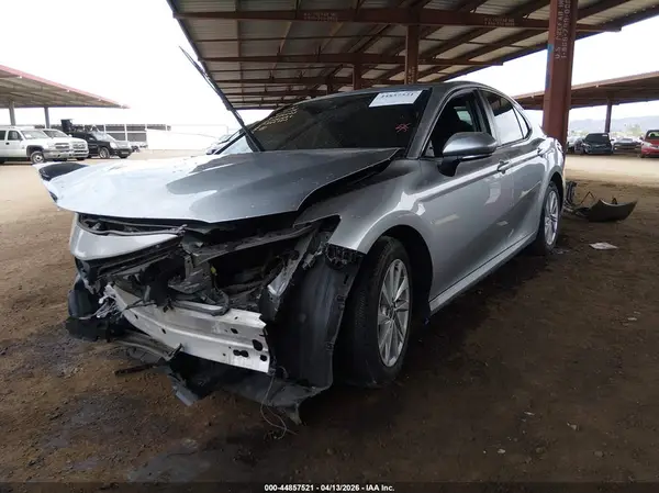 4T1R11AK8MU474623 2021 TOYOTA CAMRY - Image 2