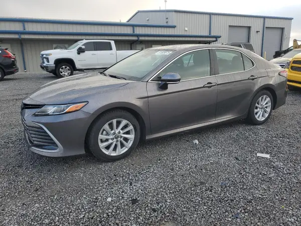 4T1R11AK8MU495567 2021 TOYOTA CAMRY - Image 1