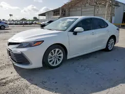 4T1R11AK8MU592462 2021 TOYOTA CAMRY