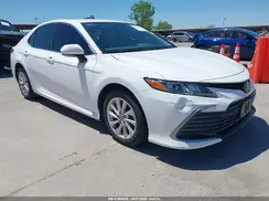 4T1R11AK8NU676797 2022 TOYOTA CAMRY