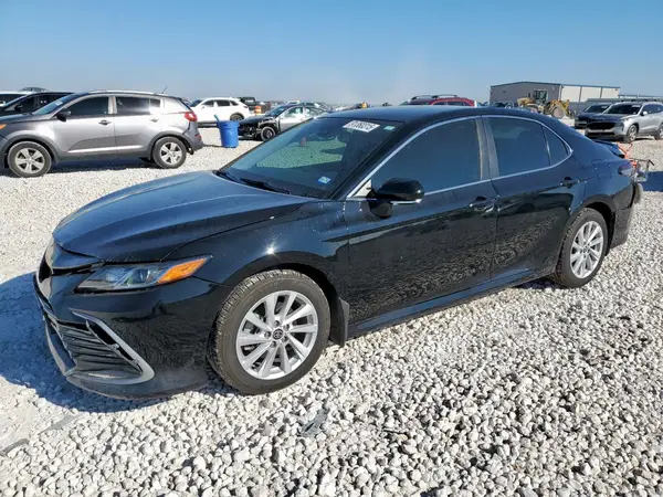 4T1R11AK8NU718921 2022 TOYOTA CAMRY - Image 1