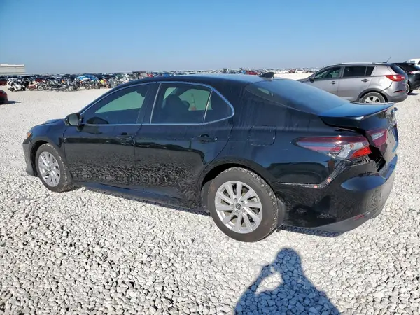 4T1R11AK8NU718921 2022 TOYOTA CAMRY - Image 2