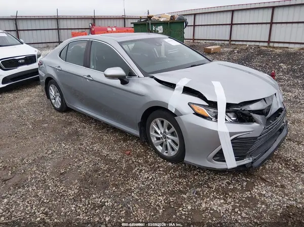 4T1R11AK8PU132836 2023 TOYOTA CAMRY - Image 1