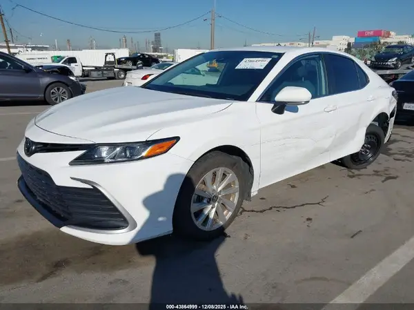 4T1R11AK8PU135591 2023 TOYOTA CAMRY - Image 2