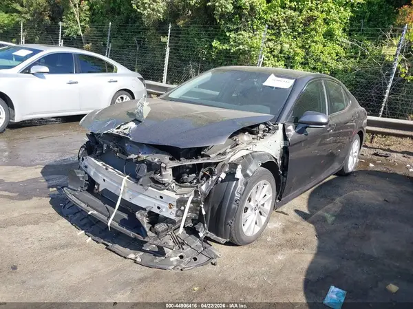 4T1R11AK8PU165917 2023 TOYOTA CAMRY - Image 2