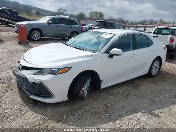 4T1R11AK8PU732983 2023 TOYOTA CAMRY - Image 2