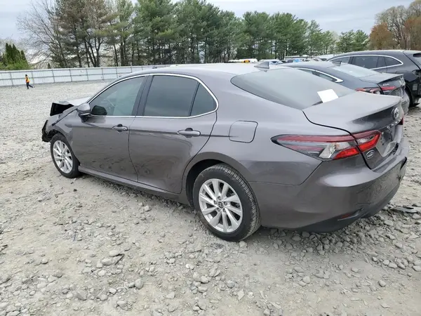 4T1R11AK8PU816124 2023 TOYOTA CAMRY - Image 2