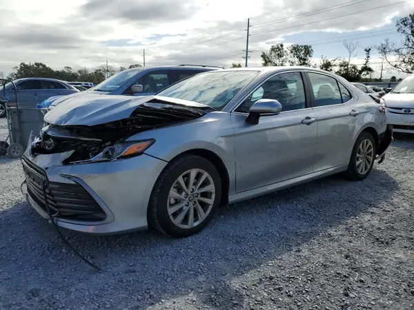 4T1R11AK8RU205514 2024 TOYOTA CAMRY - Image 1