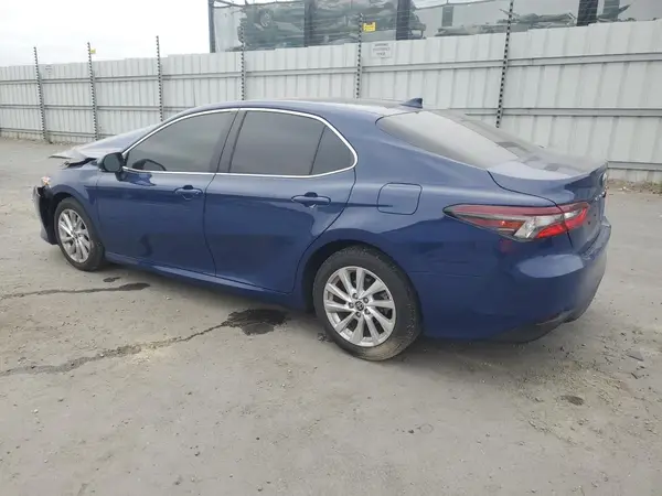 4T1R11AK8RU214925 2024 TOYOTA CAMRY - Image 2