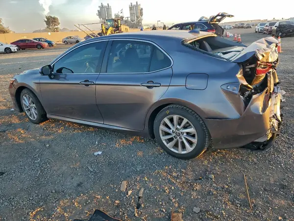 4T1R11AK8RU221244 2024 TOYOTA CAMRY - Image 2