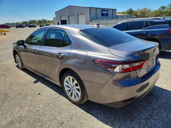 4T1R11AK8RU252414 2024 TOYOTA CAMRY - Image 2