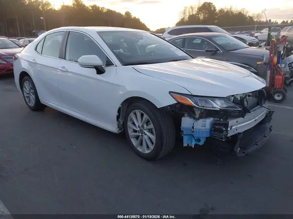 4T1R11AK8RU257998 2024 TOYOTA CAMRY - Image 1