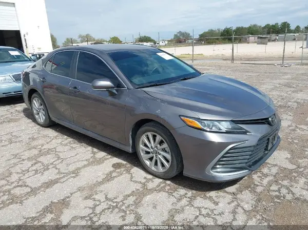4T1R11AK8RU260321 2024 TOYOTA CAMRY - Image 1