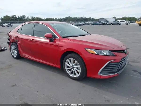 4T1R11AK8RU263929 2024 TOYOTA CAMRY - Image 1
