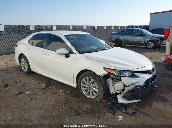 4T1R11AK8RU883342 2024 TOYOTA CAMRY - Image 1