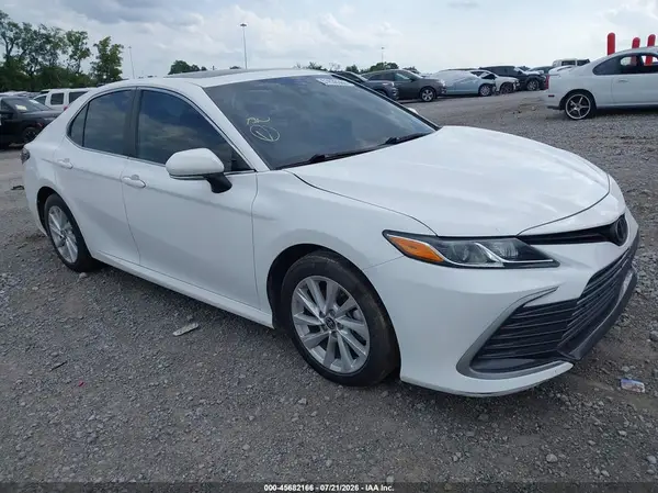 4T1R11AK8RU891604 2024 TOYOTA CAMRY - Image 1