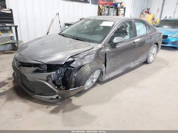 4T1R11AK8RU915514 2024 TOYOTA CAMRY - Image 2