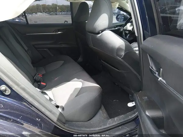 4T1R11AK9MU454042 2021 TOYOTA CAMRY - Image 8