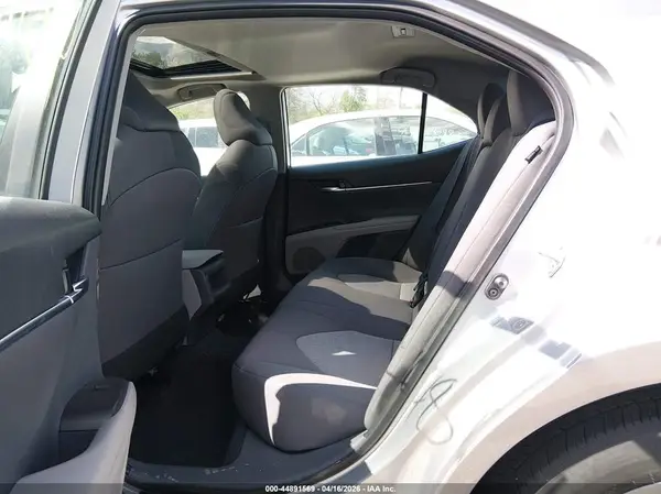 4T1R11AK9MU459483 2021 TOYOTA CAMRY - Image 8