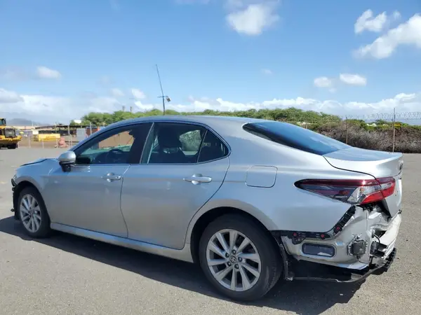 4T1R11AK9MU567733 2021 TOYOTA CAMRY - Image 2