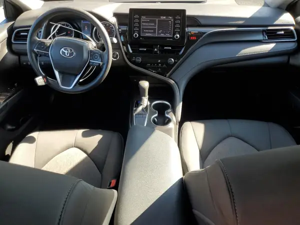 4T1R11AK9NU075608 2022 TOYOTA CAMRY - Image 8
