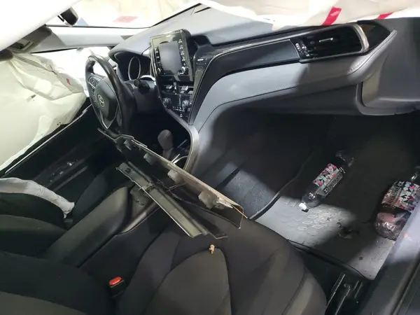 4T1R11AK9NU649205 2022 TOYOTA CAMRY - Image 8