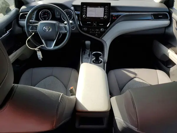 4T1R11AK9NU664545 2022 TOYOTA CAMRY - Image 8