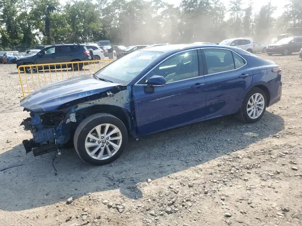 4T1R11AK9PU119562 2023 TOYOTA CAMRY - Image 1