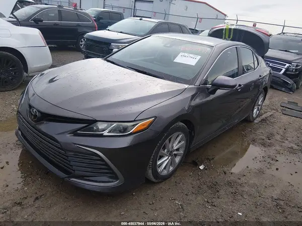 4T1R11AK9PU151654 2023 TOYOTA CAMRY - Image 2