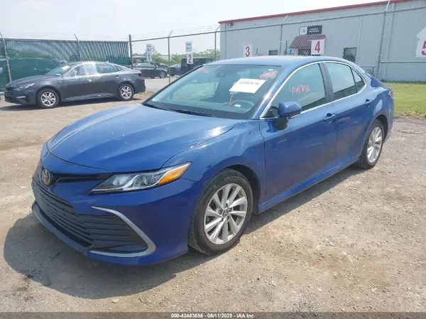 4T1R11AK9PU180068 2023 TOYOTA CAMRY - Image 2