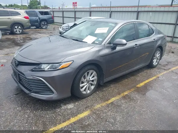 4T1R11AK9PU734077 2023 TOYOTA CAMRY - Image 2