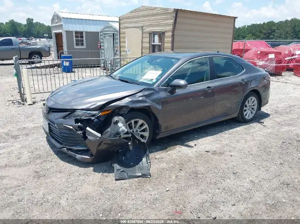 4T1R11AK9PU813037 2023 TOYOTA CAMRY - Image 2