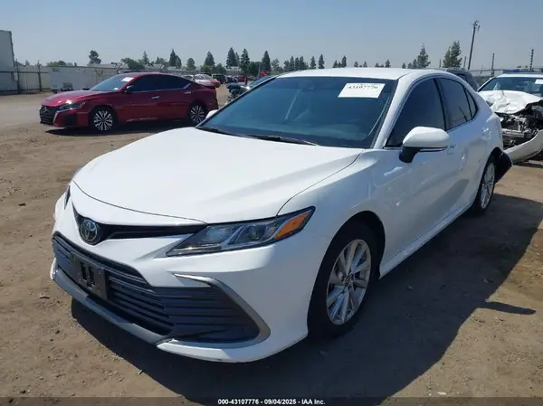 4T1R11AK9PU833594 2023 TOYOTA CAMRY - Image 2