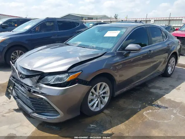 4T1R11AK9PU835152 2023 TOYOTA CAMRY - Image 2