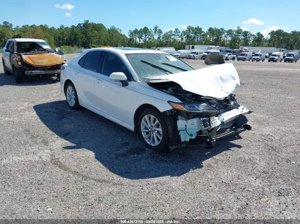 4T1R11AK9PU838150 2023 TOYOTA CAMRY - Image 1