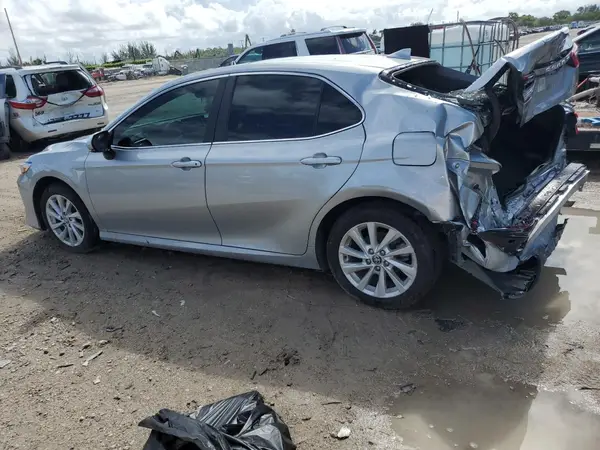 4T1R11AK9RU243883 2024 TOYOTA CAMRY - Image 2