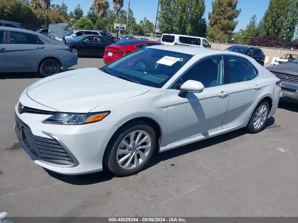 4T1R11AK9RU247335 2024 TOYOTA CAMRY - Image 2
